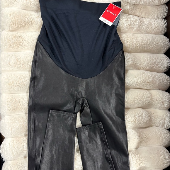 SPANX Shiny Black Maternity Leggings - Picture 4 of 5